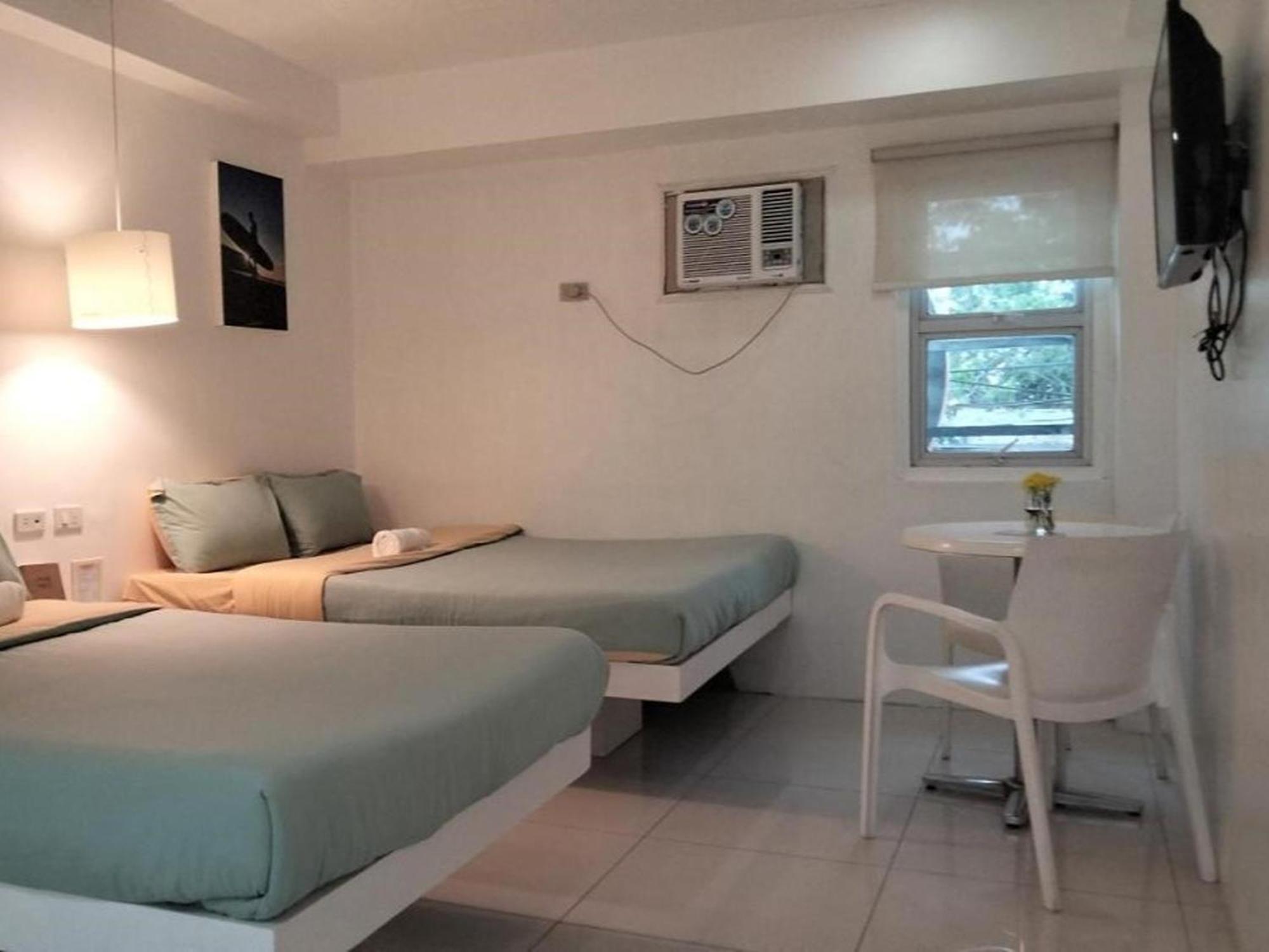 Wanderlust Bed And Breakfast Puerto Princesa Exterior photo